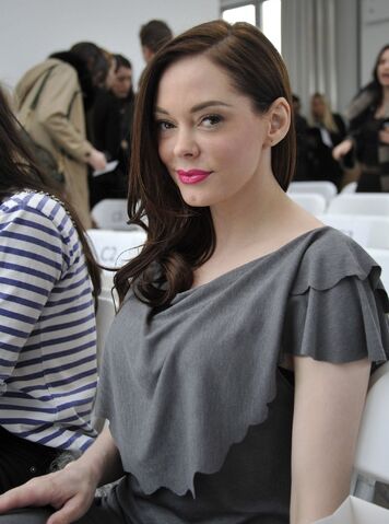 File:Rose MBFWImitation 002.jpg