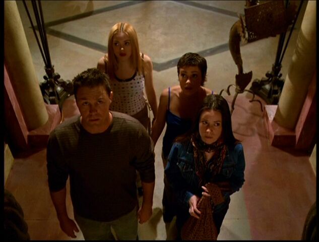 File:6x14-SistersLeo.jpg