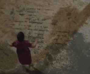 PhoebeLevitation2.gif