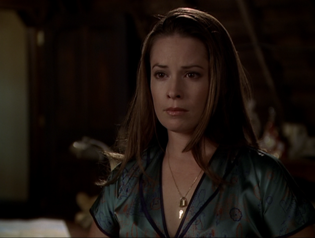 File:8x07PiperHalliwell.png