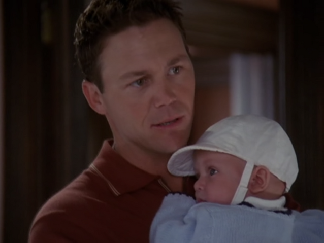File:5x21Leo.png