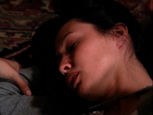File:Prue-Unconscious1.jpg