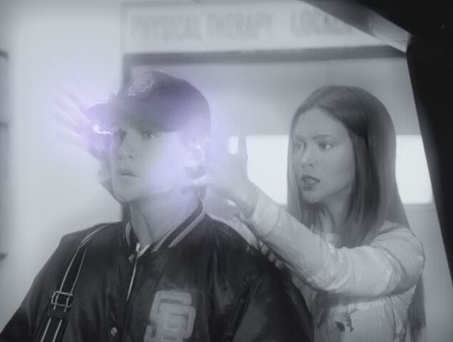 File:2x02-phoebe-greene.jpg