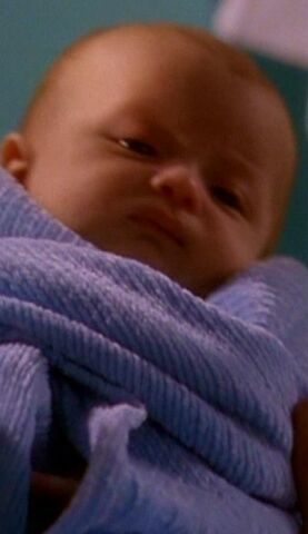 Фајл:6x23-BabyChris.jpg