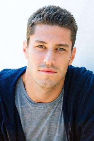File:Brandon-quinn76.jpg