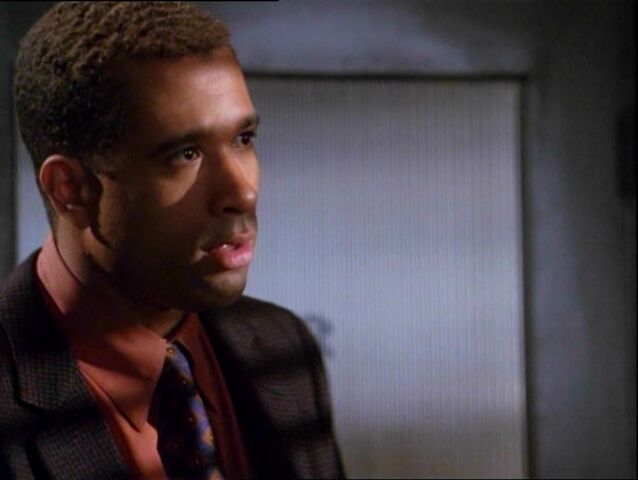 File:1x22-Darryl.jpg