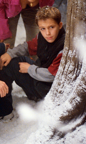 File:Ari.png