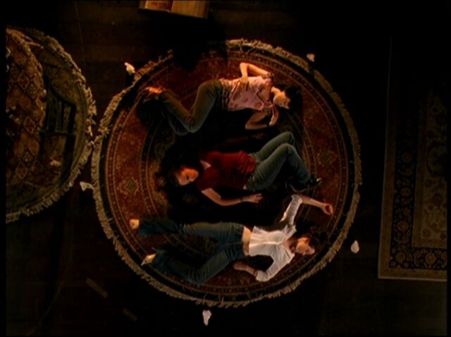 Фајл:7x06-Sisters.jpg