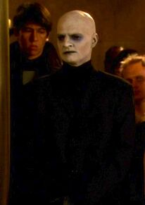 6x07-GrimlockAuctionZahn