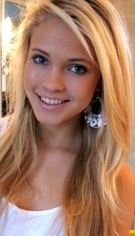 File:Perla-Infobox.jpg