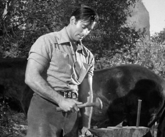 File:Bodieblacksmith.jpg