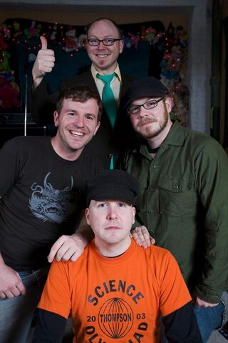 File:Smokingpopes.jpg