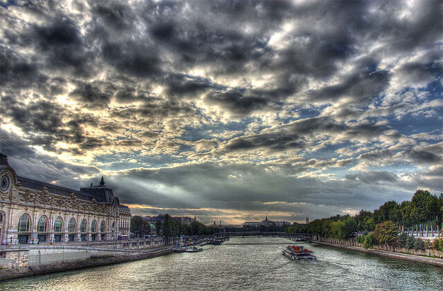 File:River Seine in Paris.jpg