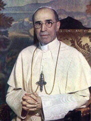 File:PiusXII.jpg