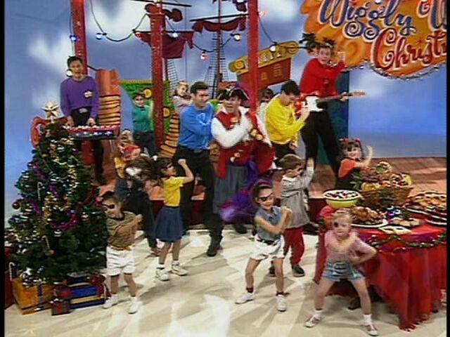 File:It'saChristmasPartyontheGoodshipFeathersword.jpg