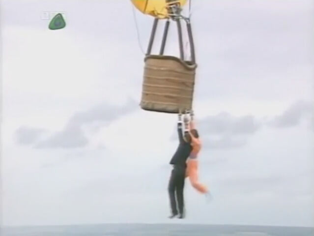 File:Up in the air.jpg