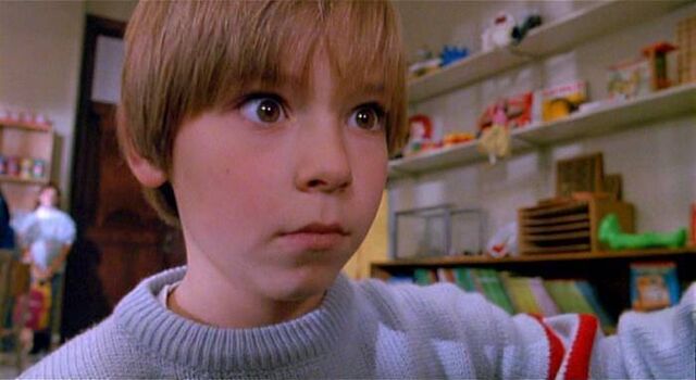 File:Andy-Barclay-chucky-5551046-700-383.jpg