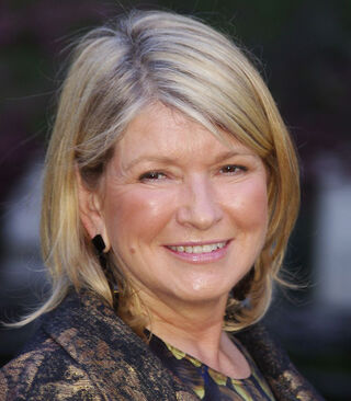 File:400px-Martha Stewart 2011 Shankbone.jpg