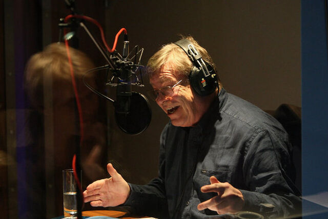 File:WarrenClarke.jpg
