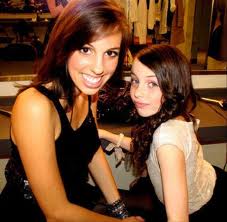 File:Kath and Dani.jpg