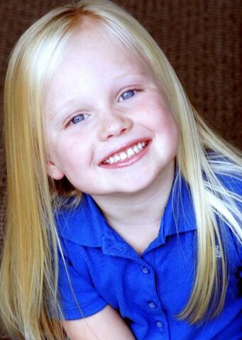 File:Danielle Parker 16.jpeg