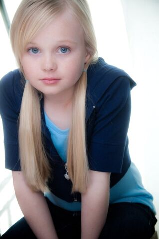 File:Danielle Parker 3b.jpg