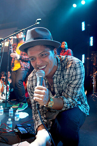 File:399px-Brunomarsisawesome.jpg