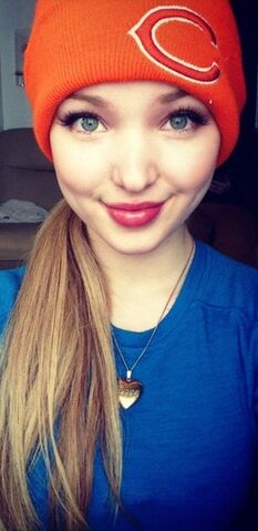 File:Dove Cameron Sporty.jpg