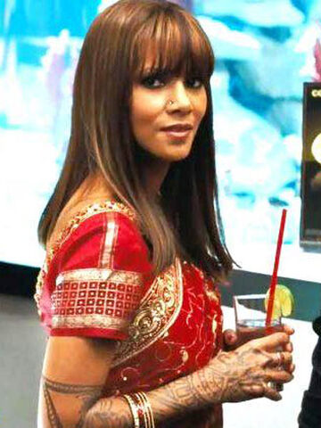 File:Indian woman.jpg
