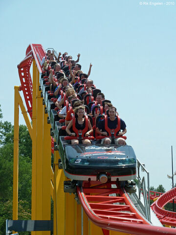 File:Intimidator305BrakeRun.jpg