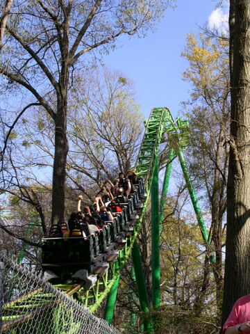 File:MindBenderUpHill.jpg