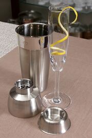 Cocktail shaker-01.jpg