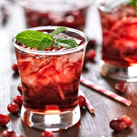 File:Holidaycocktails.jpg