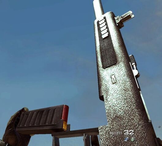 Archivo:AA-12 Recargando COD MW2.jpg