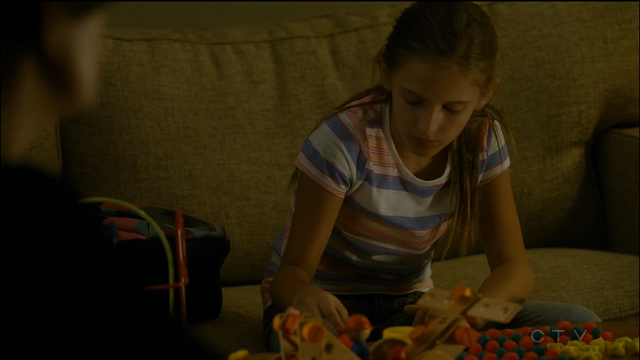 File:1x02TaraWillis.png