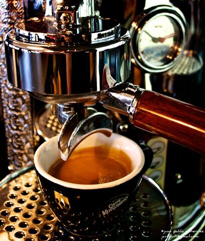 File:Caffevergnano2.jpg