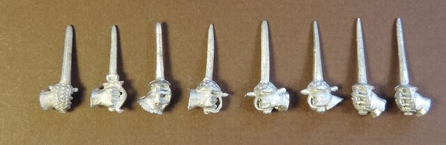 File:IM DMH3 Heavy Rapiers.jpg