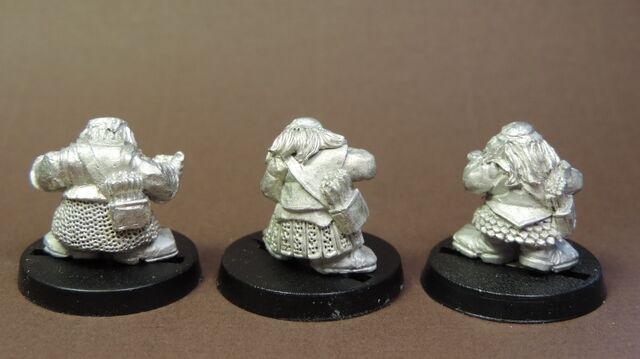 File:Crossbowmen bodies back.jpg