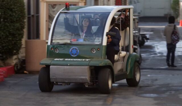 File:Campus security patrol cart.jpg