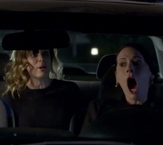 File:S06E02-Frankie Britta car scare.jpg
