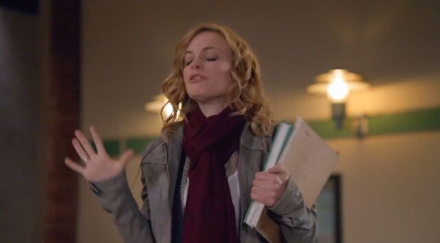 File:1x1 Britta Britta pantomime3.jpg