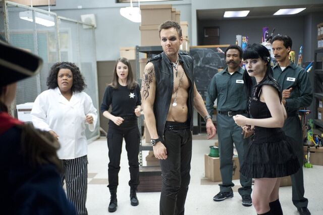File:3x21 promotional photo 8.jpg