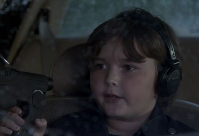 File:S06E06-Warburton in the car.jpg