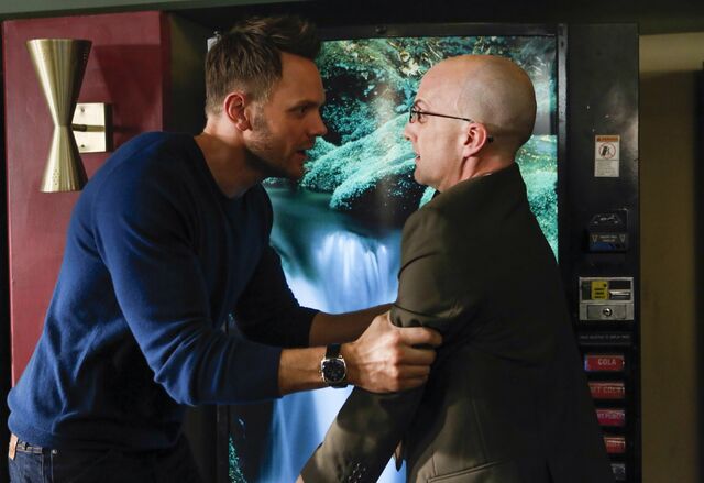 File:5X12 promopic4.jpg