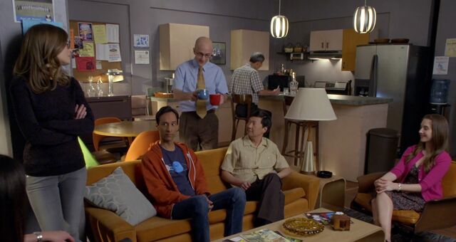 File:S06E13-Teacher lounge.jpg