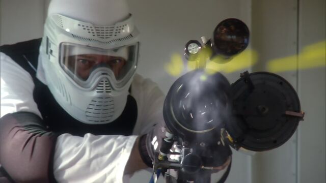 File:Paintball gatling gun2.jpg