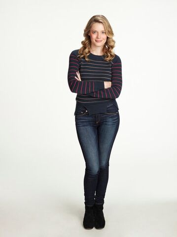 File:Britta Season five pose.jpg