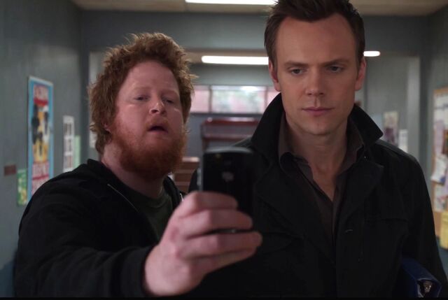 File:Eric picture phone.jpg