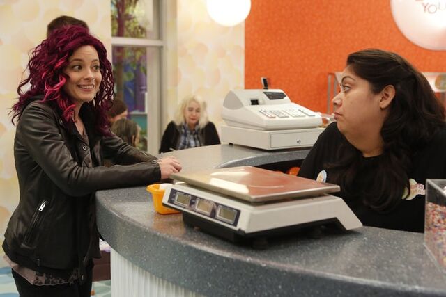 File:4x12 Promopic19.jpg