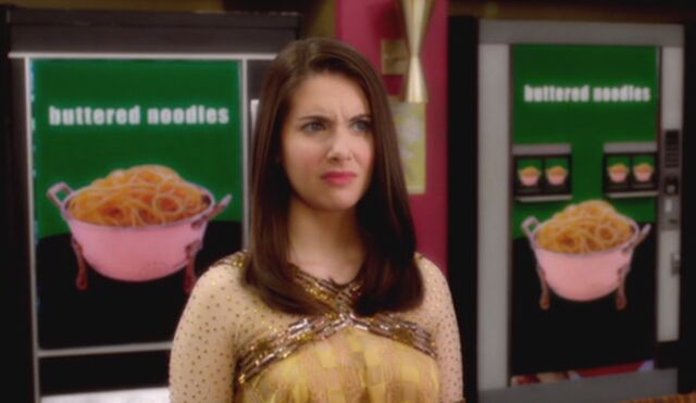 File:S03E16-Annie-buttered noodle machines.jpg